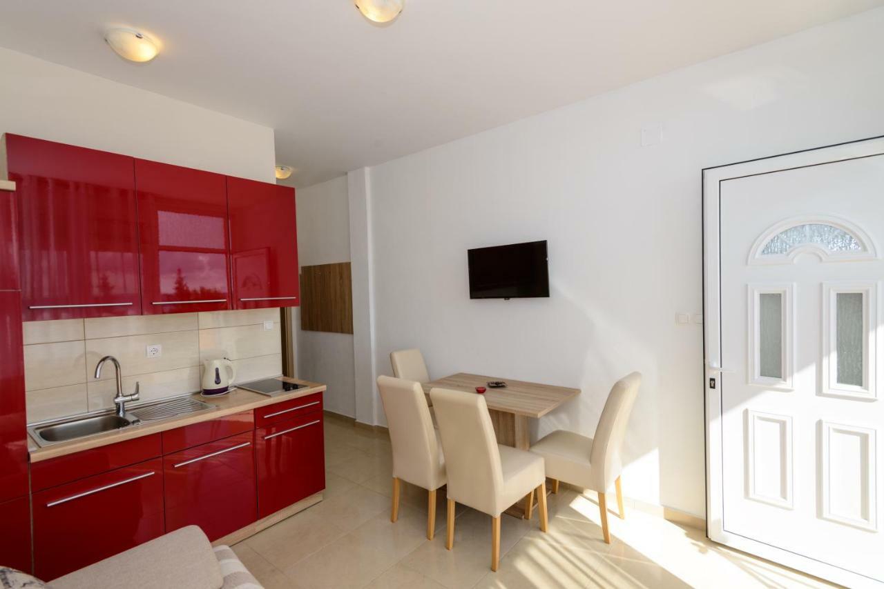 Apartments Maris 斯塔利格拉德-帕克利尼卡 外观 照片