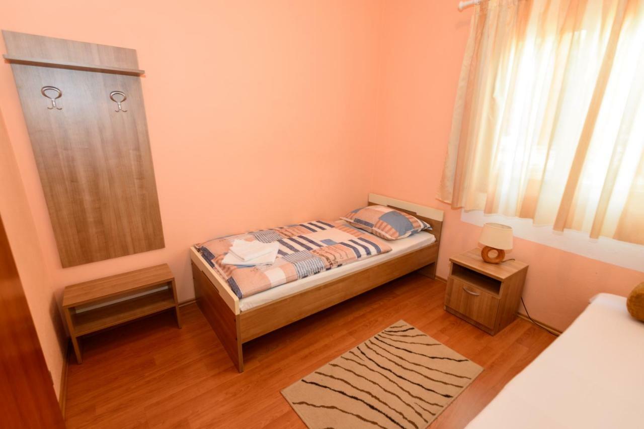 Apartments Maris 斯塔利格拉德-帕克利尼卡 外观 照片